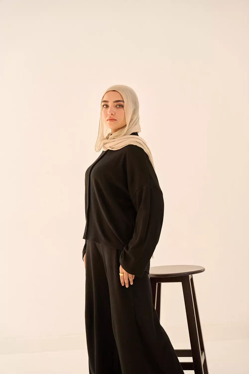 Carla set in black