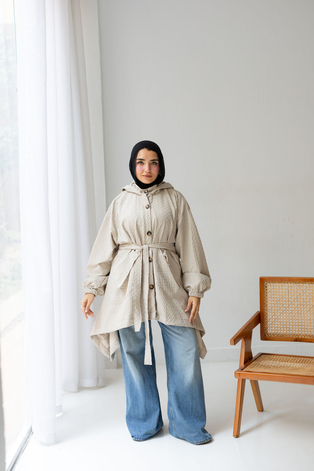 HIGH-LOW waterproof Jacket In beige