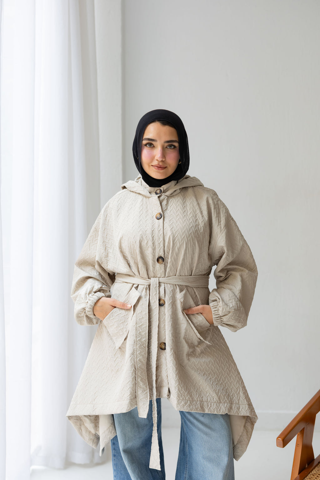 HIGH-LOW waterproof Jacket In beige