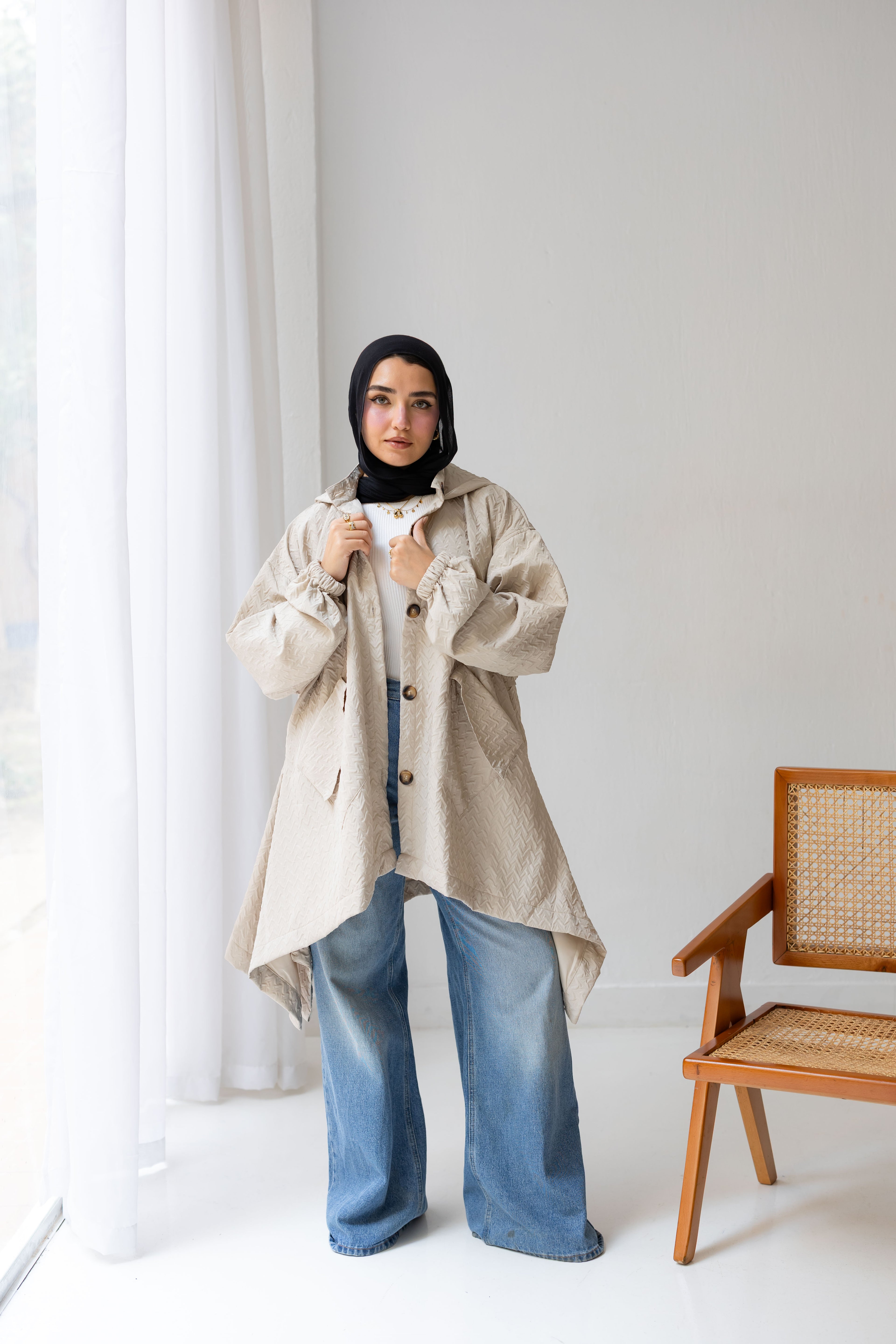HIGH-LOW waterproof Jacket In beige
