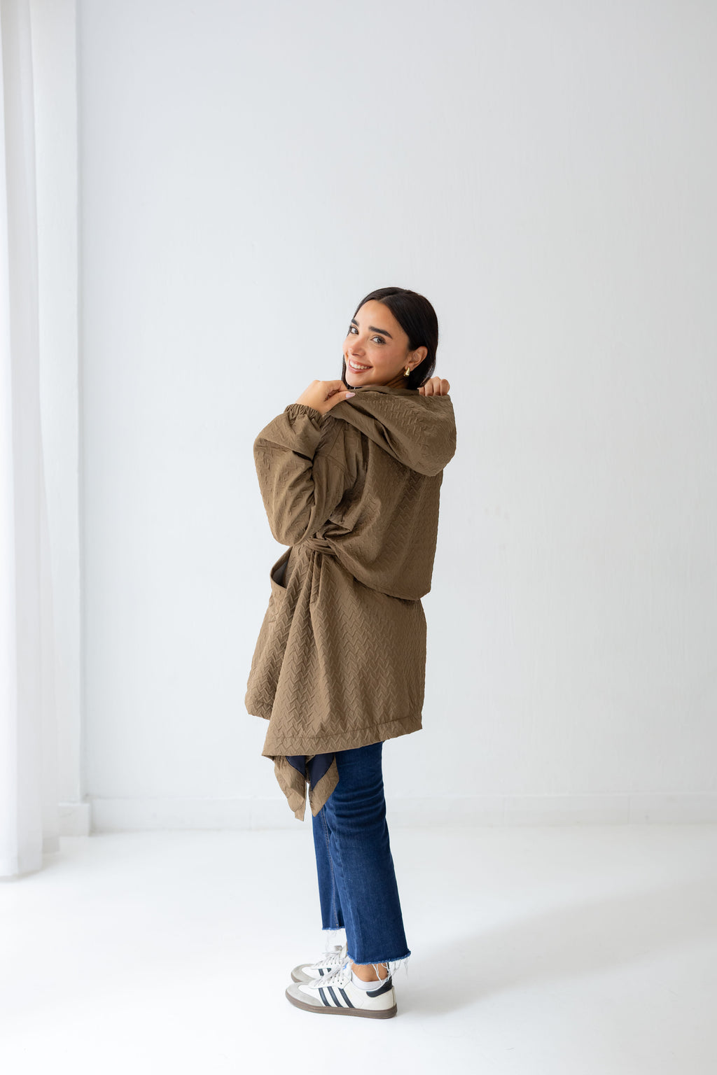 HIGH-LOW waterproof Jacket In brown