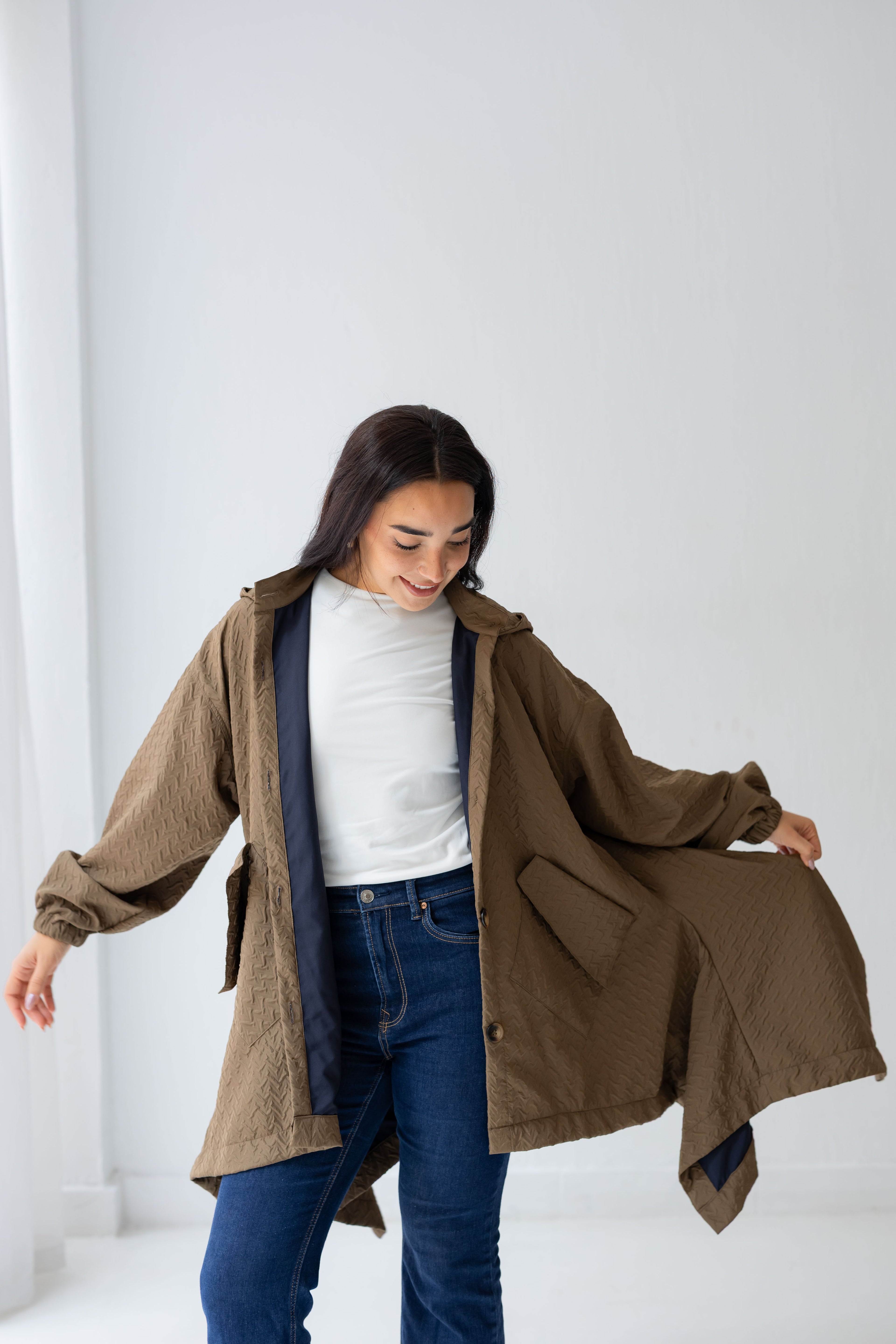 HIGH-LOW waterproof Jacket In brown