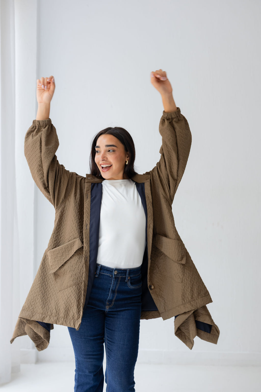 HIGH-LOW waterproof Jacket In brown