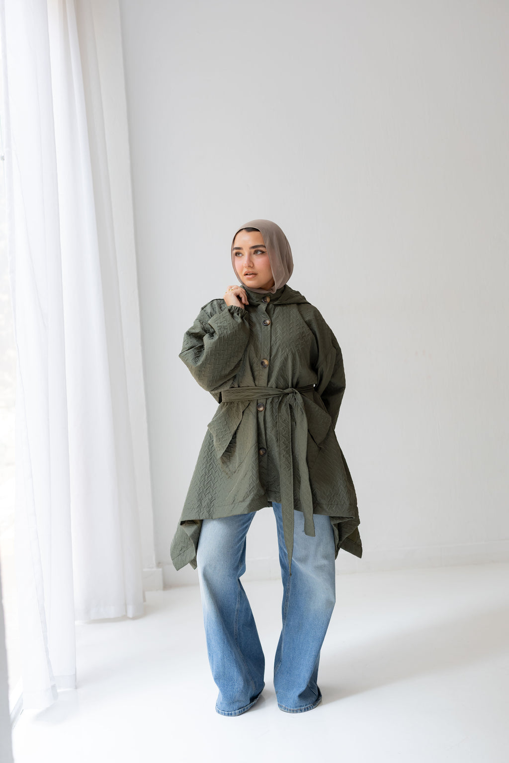 HIGH-LOW waterproof Jacket In olive