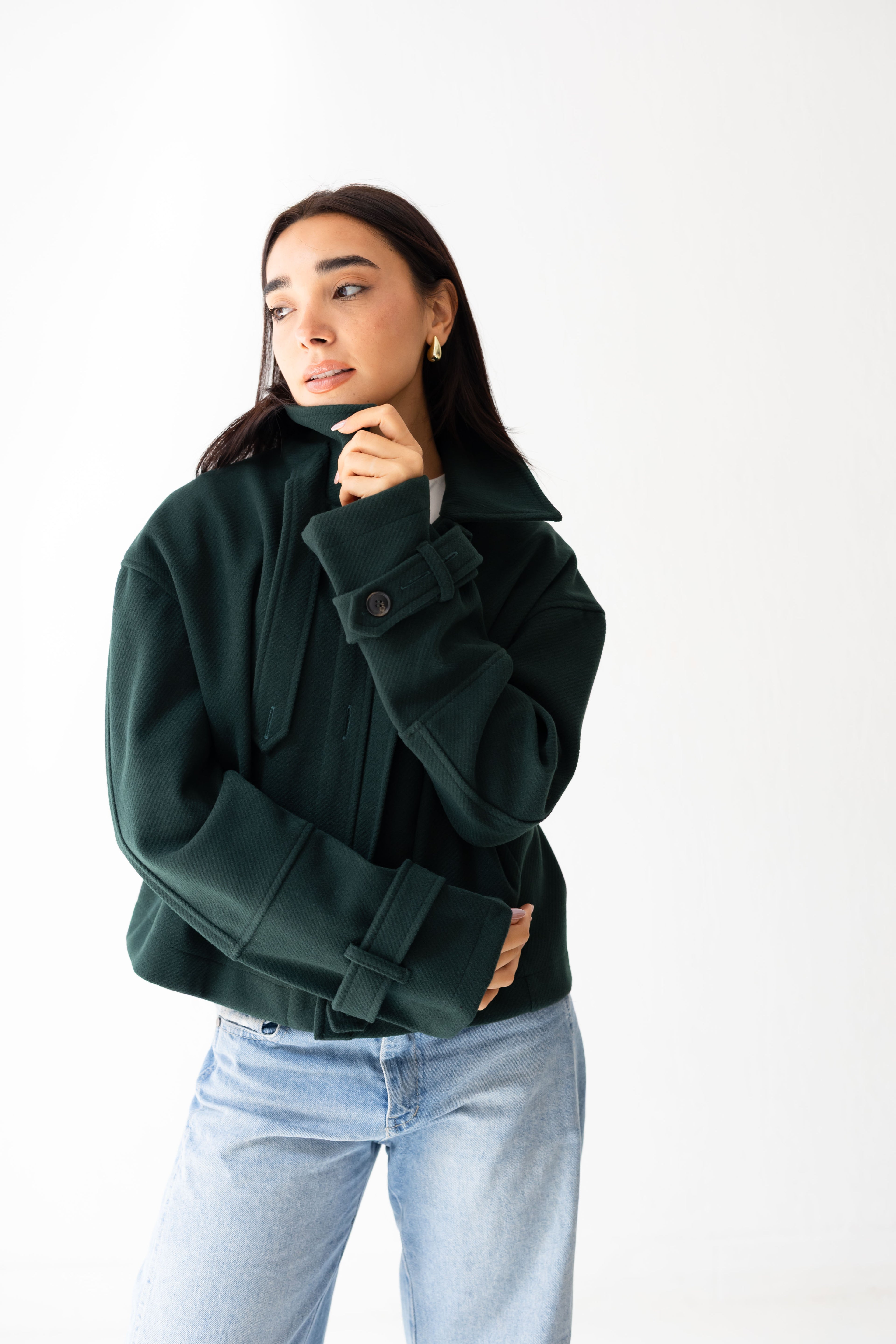 CROPPED- WOOL-y Coat In dark green