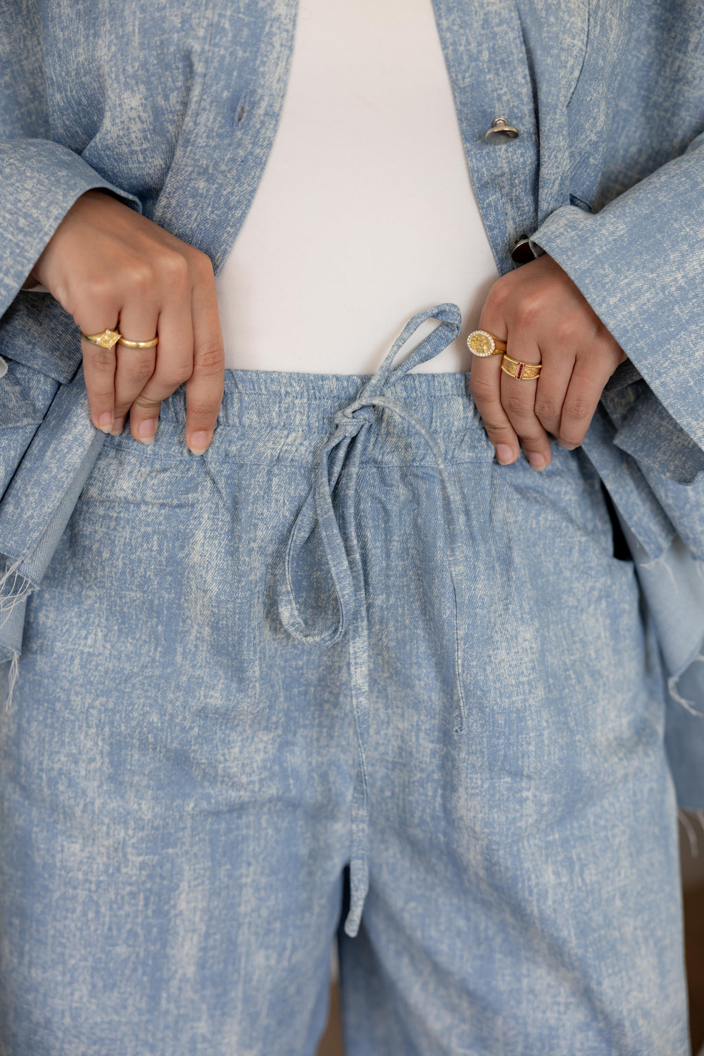 Light denim set