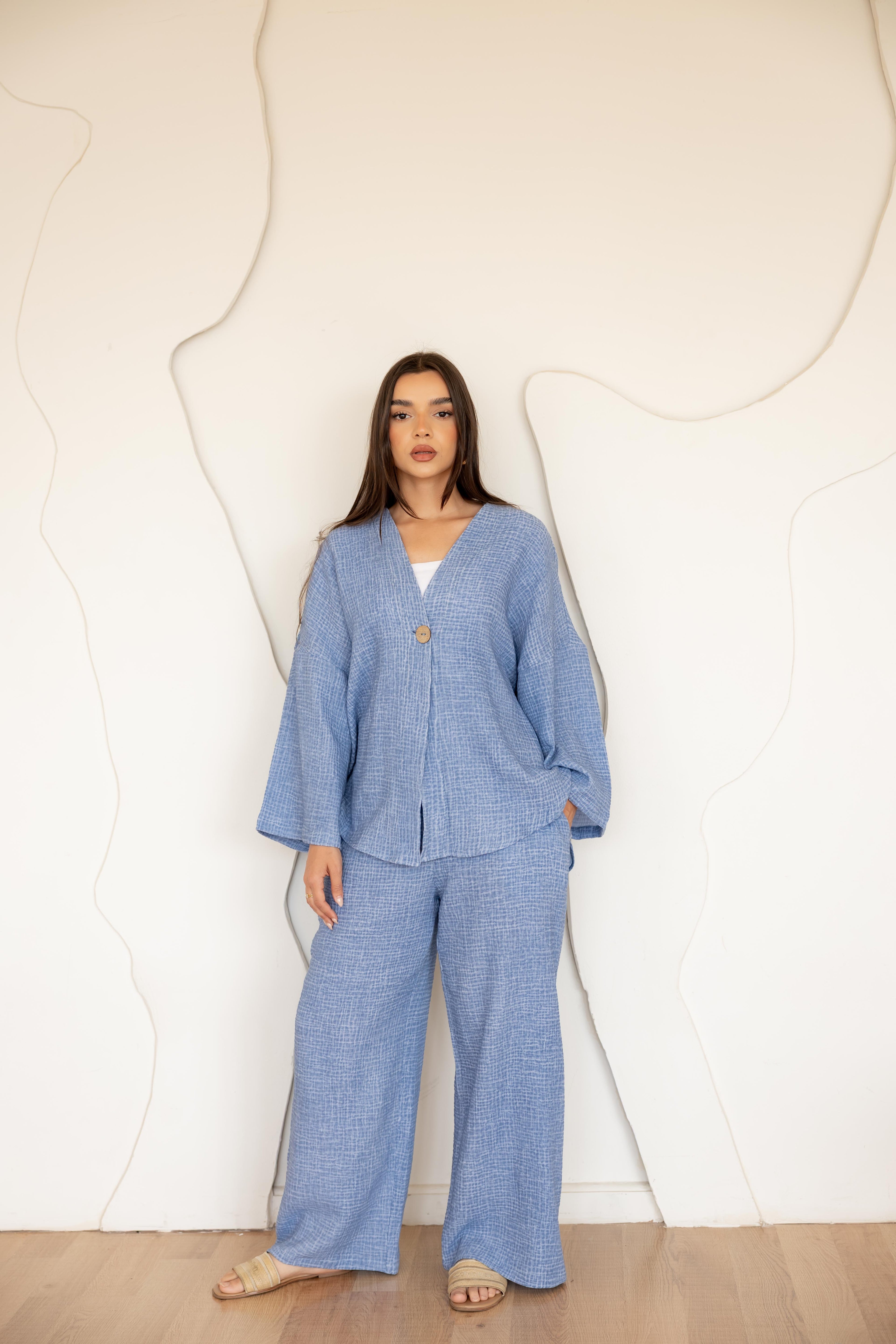 Unique bottom set in blue