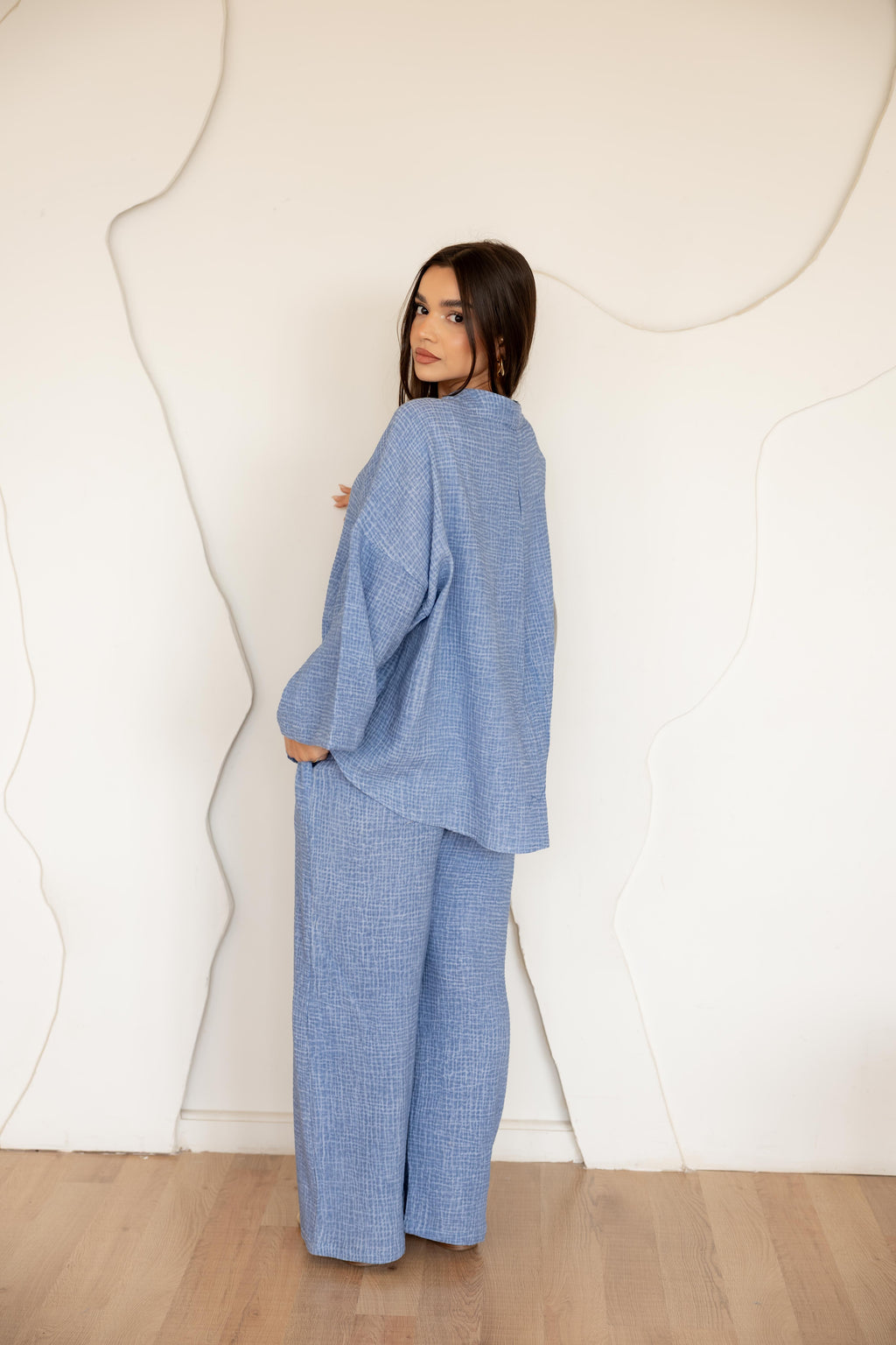 Unique bottom set in blue