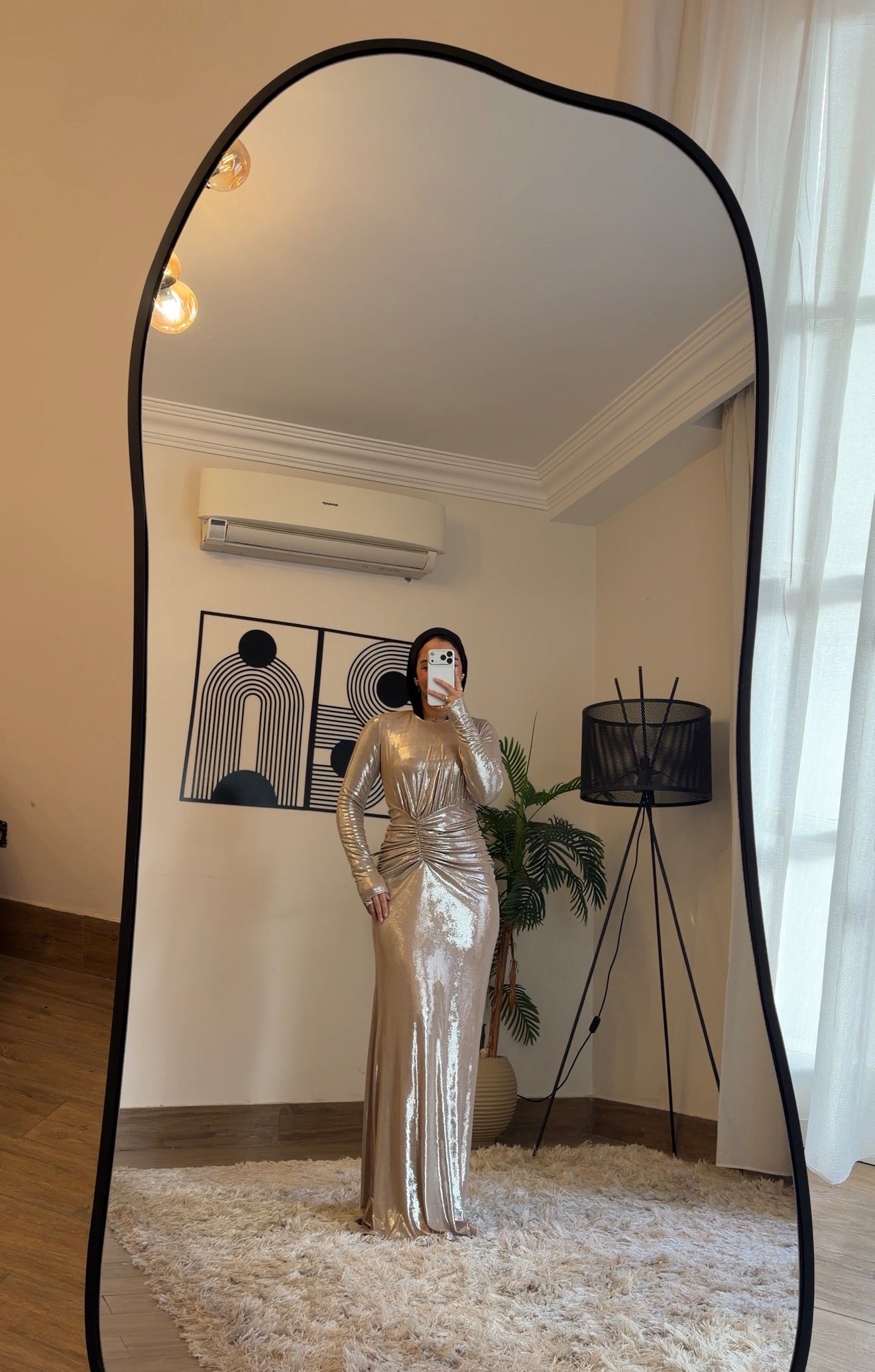 Lily dress in Champagne