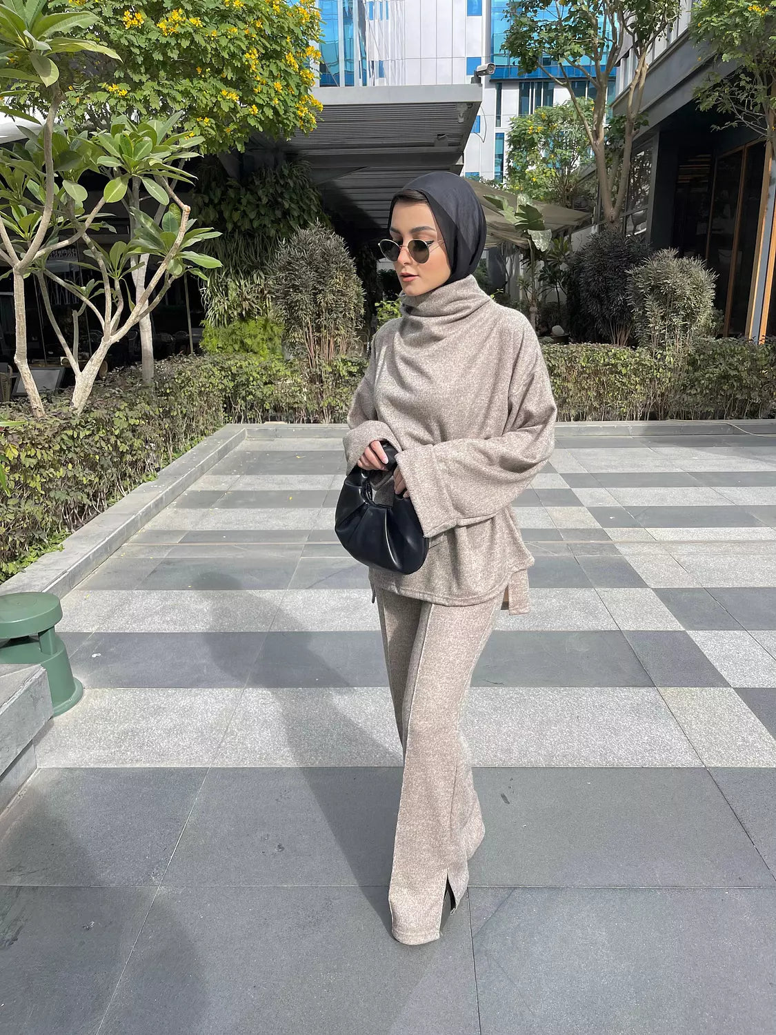 Cozy Multi-way set in beige