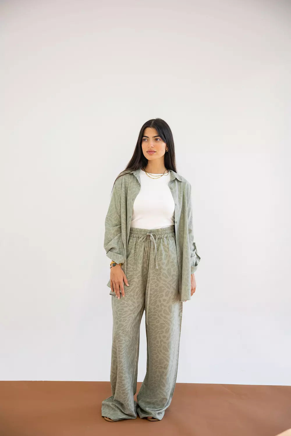 A Female Roar set in olive