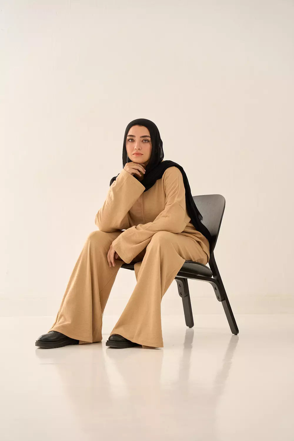 Carla set in camel