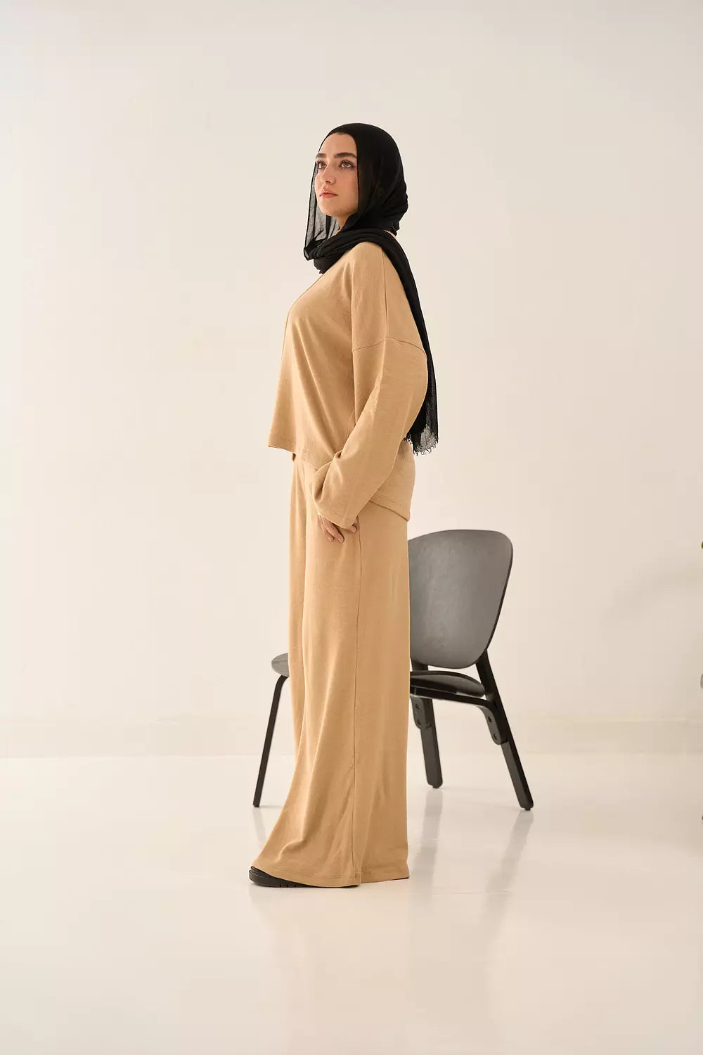 Carla set in camel