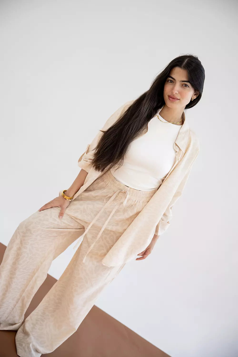 A Female Roar set in beige