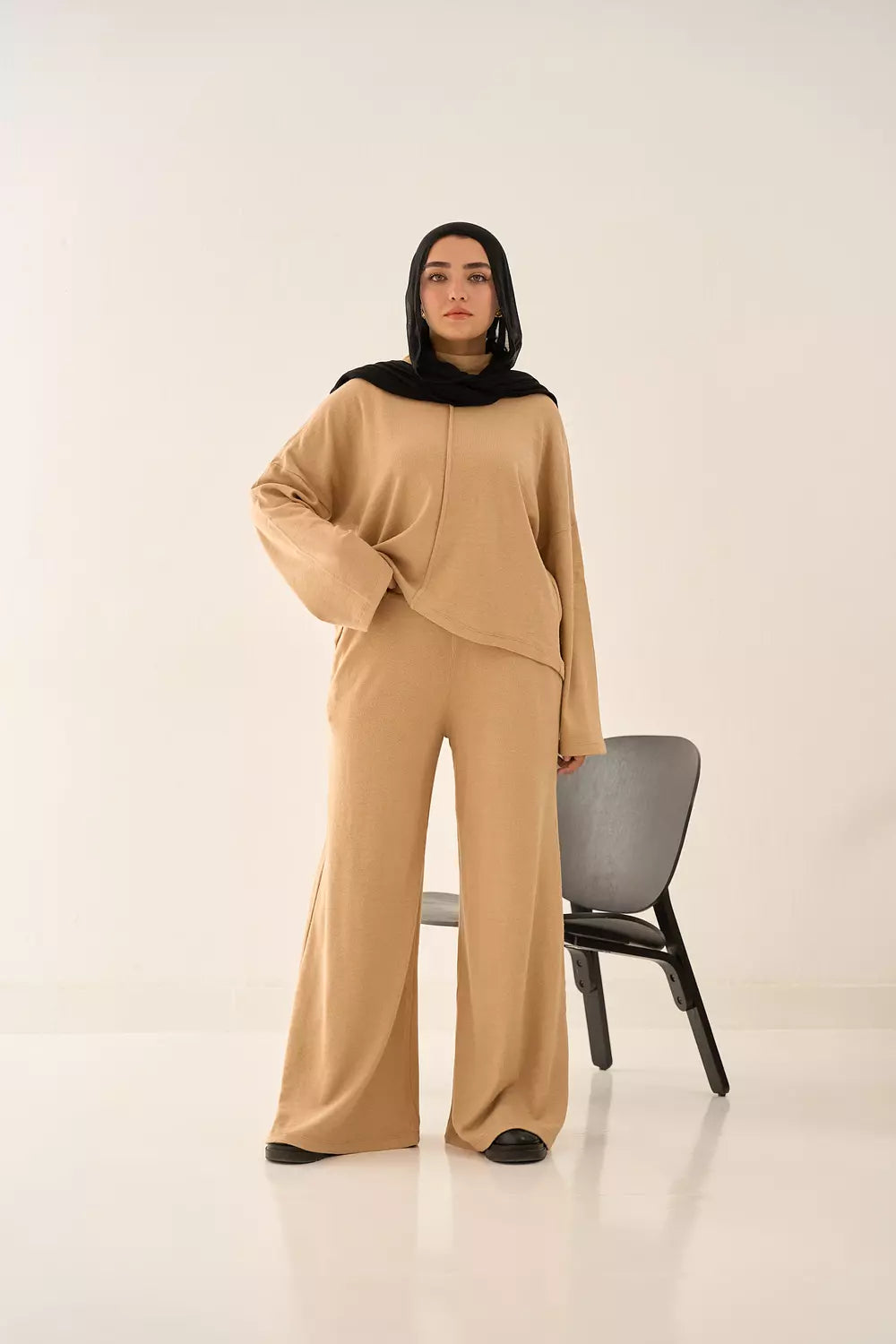 Carla set in camel