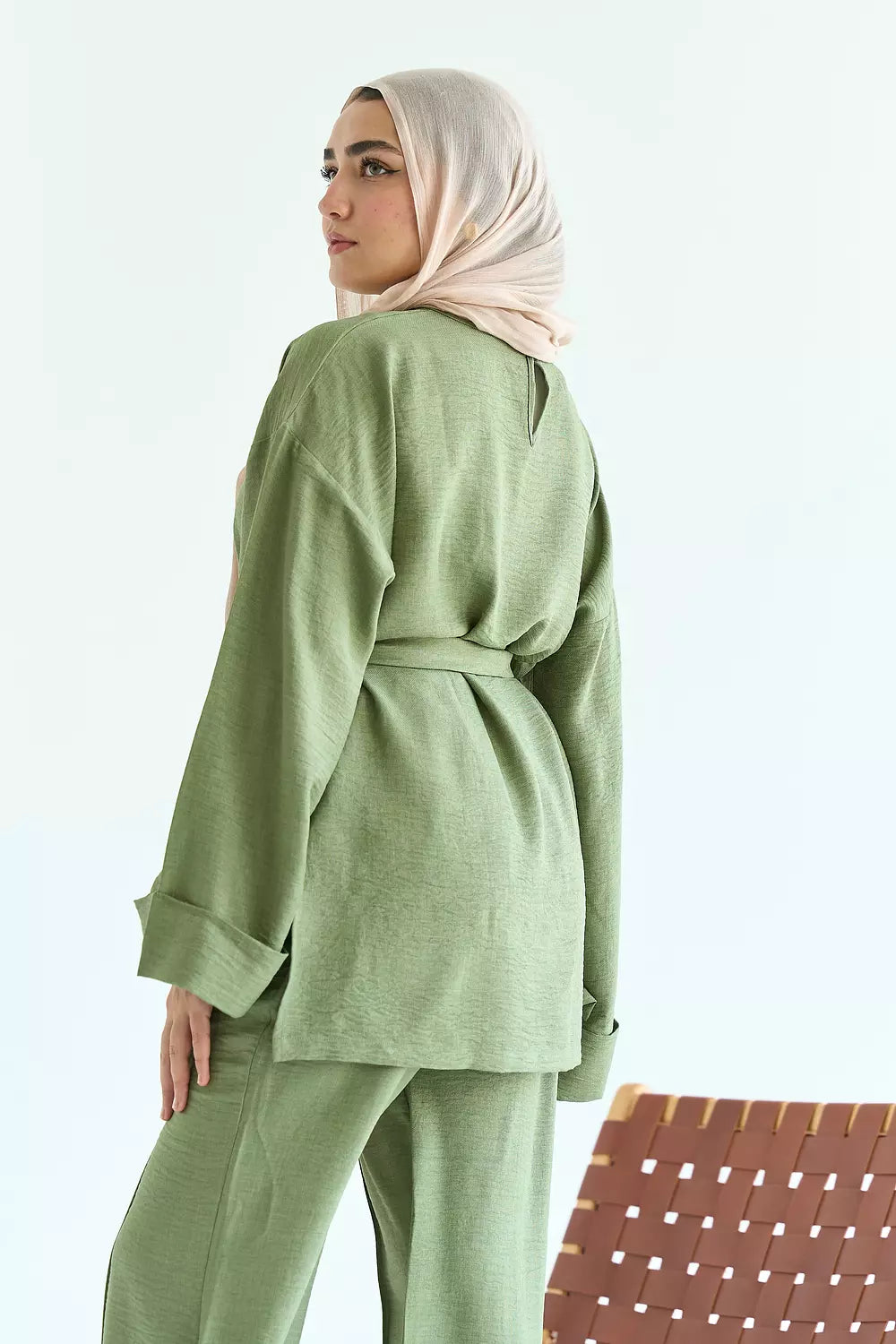 Multi-way set in olive
